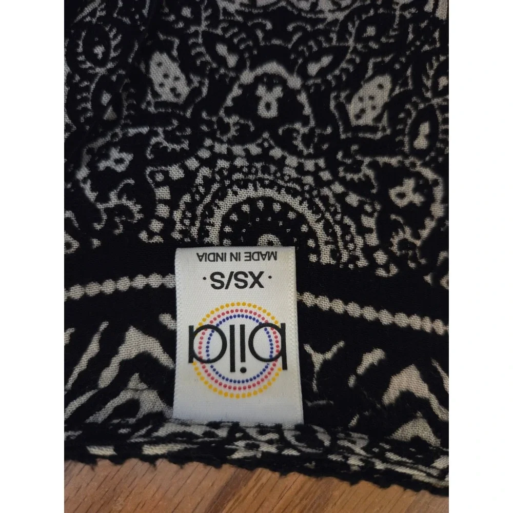 Bilo Black White Paisley Print Kimono Cardigan Open‎ Front Lightweight